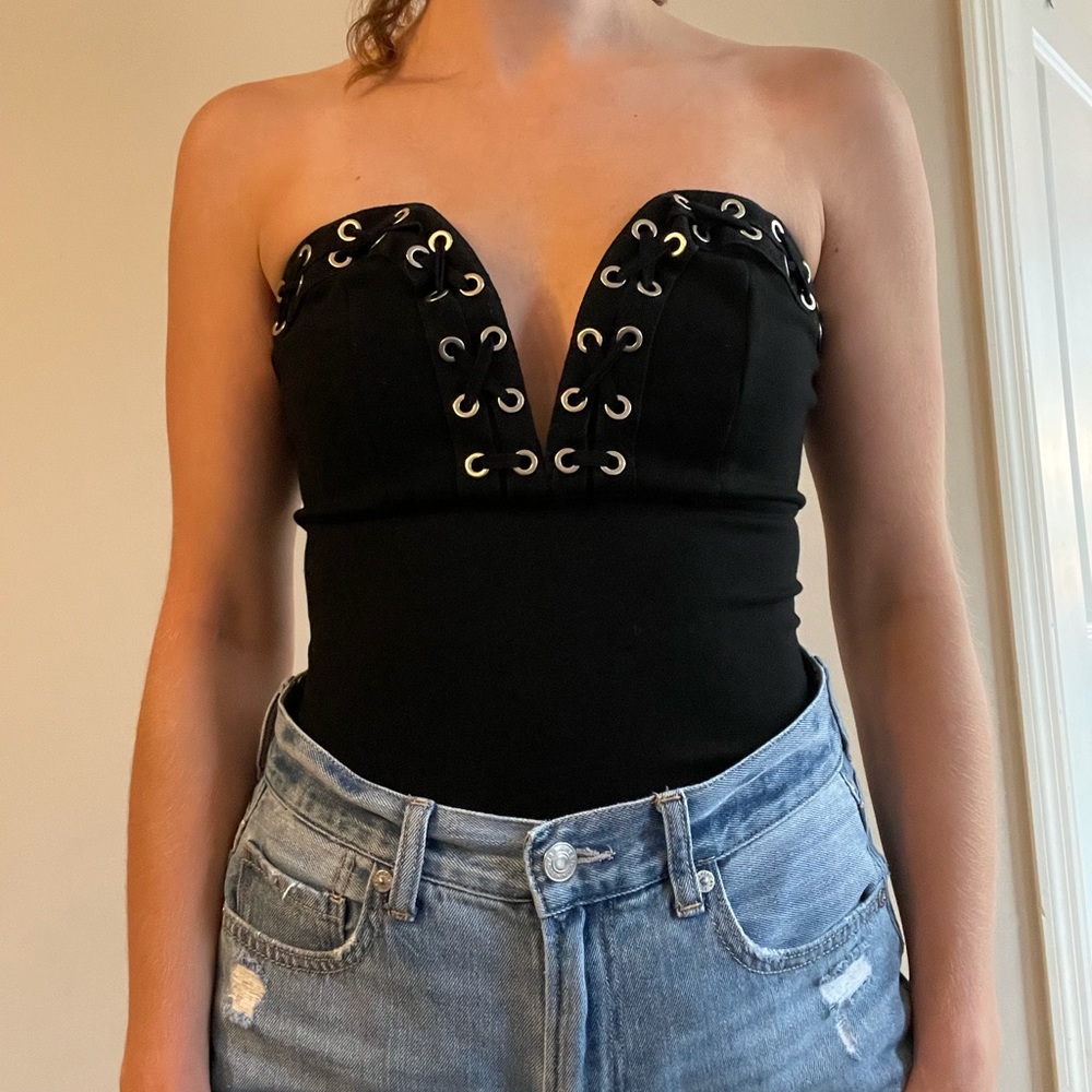 Black strapless bodysuit